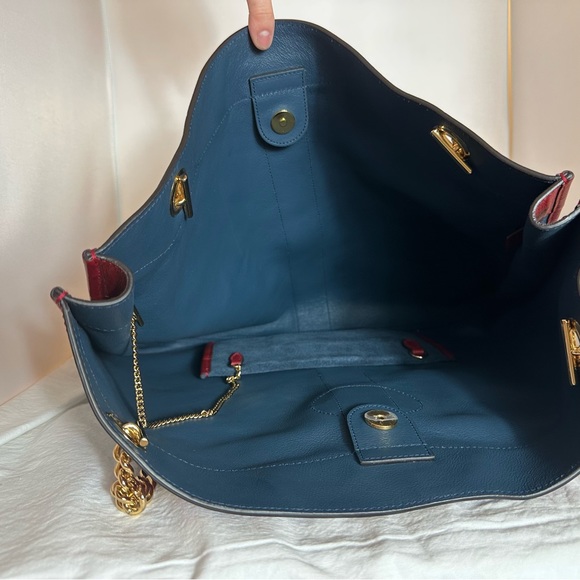 NEW WITH GUCCI DUSTBAG AND CARDS Gucci Rajah Suede Large Tote Bag in Blue - Picture 4 of 16